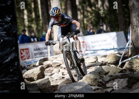 Tom Pidcock britannico in azione durante la Coppa del mondo di mountain bike UCI il 16 maggio 2021, a nove Mesto Na Morave, Repubblica Ceca. (Foto CTK/Michal Cerveny) Foto Stock