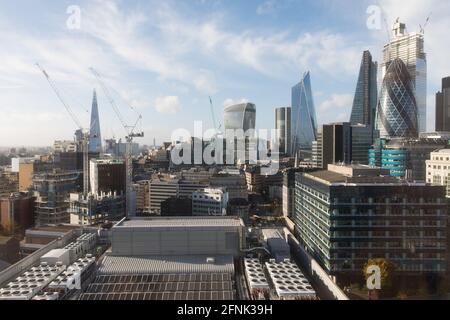 Città di Londra skyline, vista da Aldgate Tower, Londra, inghilterra Foto Stock