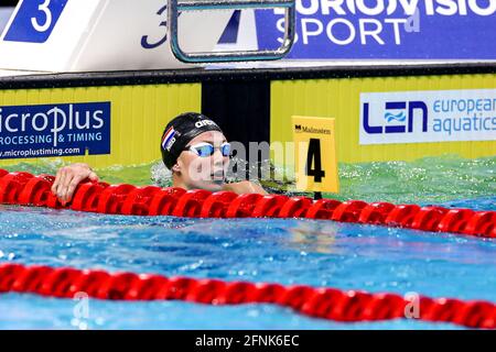 Budapest, Ungheria. 17 maggio 2021. BUDAPEST, UNGHERIA - MAGGIO 17: Kim Busch dei Paesi Bassi che si disputano al Concorso femminile 50m Freestyle preliminare durante il LEN European Aquatics Championships Nuoto alla Duna Arena il 17 maggio 2021 a Budapest, Ungheria (Foto di Marcel ter Bals/Orange Pictures) Credit: Orange Pics BV/Alamy Live News Credit: Orange Pics BV/Alamy Live News Foto Stock