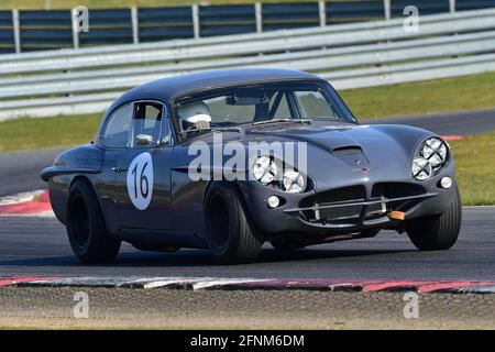 David Lloyd, Jensen CV8, Historic Touring Car Championship, Historic Sports Car Club, HSCC, Jim Russell Trophy Meeting, aprile 2021, Snetterton, Norfol Foto Stock