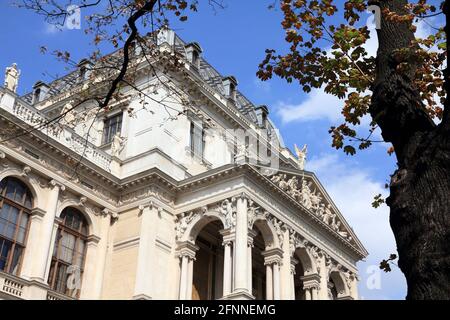 Università di Vienna, Austria - edificio educativo. La città vecchia è un sito patrimonio dell'umanità dell'UNESCO. Foto Stock