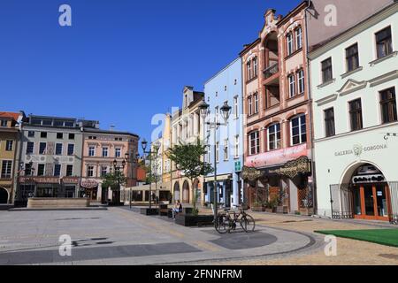 GLIWICE, POLONIA - 11 MAGGIO 2021: Piazza della città Rynek nella città di Gliwice in Polonia, una delle più grandi città dell'area metropolitana dell'alta Slesia. Foto Stock