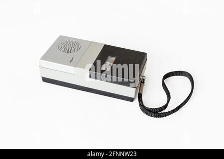 Philips LFH 0085-15 Pocket Memo, un dittafono portatile degli anni '80 isolato su sfondo bianco Foto Stock