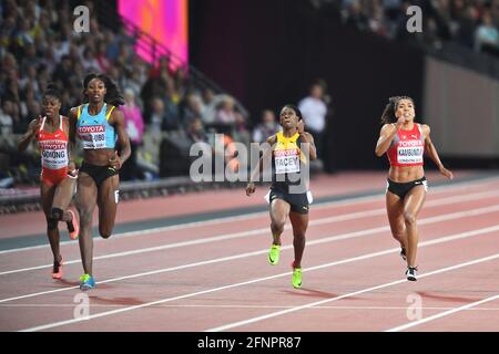 Shaunae Miller-Uibo (BAH), Simone Facey (JAM), Mujinga Kambundji (sui). 200 metri donne, semi-finale. Campionato del mondo di atletica IAAF. Londra 2017 Foto Stock