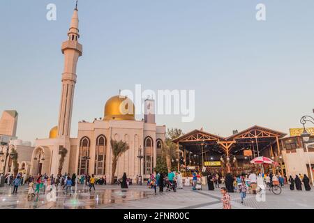 KUWAIT CITY, KUWAIT - 17 MARZO 2017: Moschea di Mohammed bin Abdulrahman bin Bahr nel centro di Kuwait City. Foto Stock