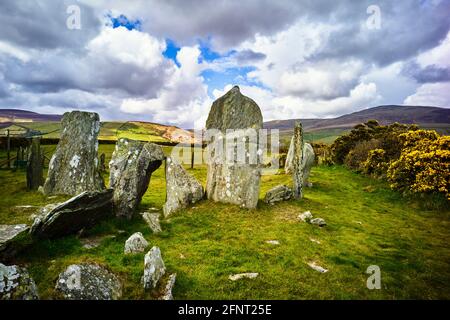 Tomba a chambered neolitico a Cashtal yn Ard nella parrocchia di Maughold, Isola di Man Foto Stock