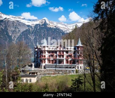 Giessbach, Svizzera - Aprile 20 2021: Famoso Grand Hotel Giessbach Foto Stock