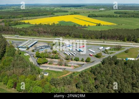 Una stazione di servizio della superstrada su una superstrada tedesca Foto Stock