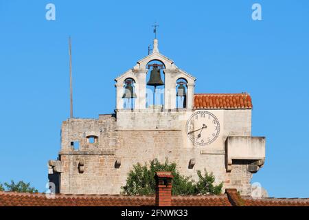 Campanile di Santa sposa Chiesa di Vrboska, Hvar, Croazia Foto Stock