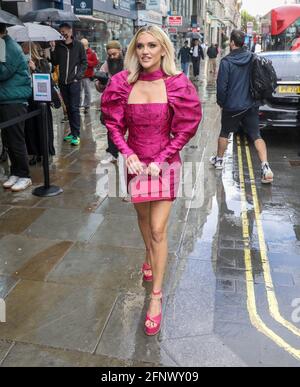 Londra, Regno Unito. 18 maggio 2021. Ashley Roberts partecipa alla Press Night for Drag Queens of Pop al Vaudeville Theatre di Londra. Credit: SOPA Images Limited/Alamy Live News Foto Stock