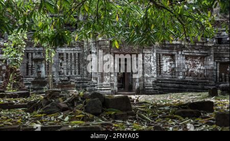 Santuario di livello superiore a Wat Phu, un sito patrimonio dell'umanità dell'UNESCO nella provincia di Champasak, Lao PDR Foto Stock