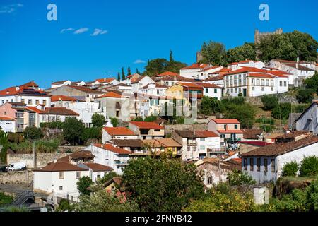 Bragança è una città e un comune del Portogallo nord-orientale, capoluogo del distretto di Bragança, nel territorio di Trás-os-Montes Foto Stock
