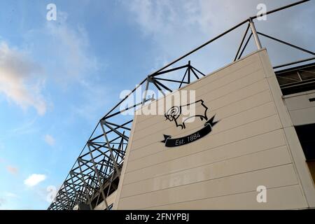 File foto datata 16-03-2021 di una vista generale dello stadio in vista della partita del campionato Sky Bet a Pride Park, Derby. Data di emissione: Giovedì 20 maggio 2021. Foto Stock