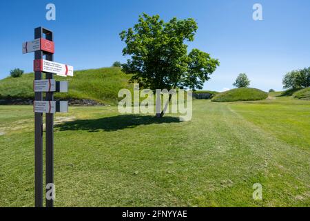 Palmanova, Italia. 18 maggio 2021. Palmanova, Italia. 18 maggio 2021. Gli antichi bastioni delle fortificazioni che circondano la città Foto Stock