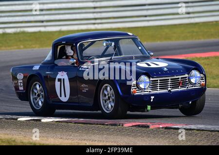 Allan Ross-Jones, Triumph TR4, Ecurie Classic Racing, Historic Sports Car Club, HSCC, Jim Russell Trophy Meeting, aprile 2021, Snetterton, Norfolk, GRE Foto Stock