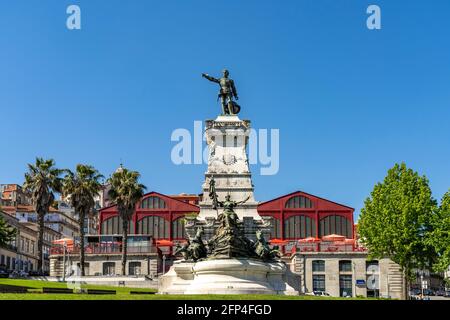 Denkmal Monumento ao Infante Dom Henrique, Porto, Portogallo, Europa | Statua del Principe Enrico il Navigatore- Monumento ao Infante Dom Henrique, Porto Foto Stock