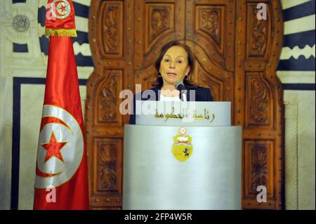 Kasbah, Tunisi, Tunisia. 20 maggio 2021. Il ministro degli interni italiano Luciana Lamorgese, capo del governo tunisino Hichem Mechichi, riceve il ministro degli interni italiano Luciana Lamorgese, accompagnato dal politico svedese e dal commissario europeo per gli Affari interni Ylva Johansson, che si trova in Tunisia nel palazzo del governo della Kasbah. Foto: Chokri Mahjoub. Credit: Chokri Mahjoub/ZUMA Wire/Alamy Live News Foto Stock