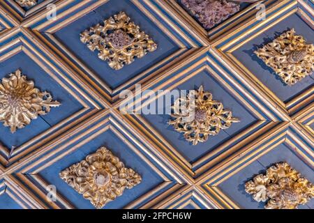 Vista panoramica del tetto in Aljaferia Palace interior architecture.Zaragoza, Aragon Spagna Foto Stock