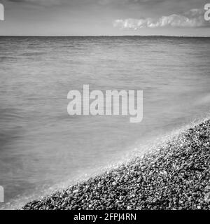 Bianco e nero di spiaggia Foto Stock