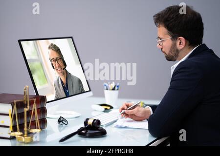 Avvocato o avvocato Online Legal Video Call Foto Stock