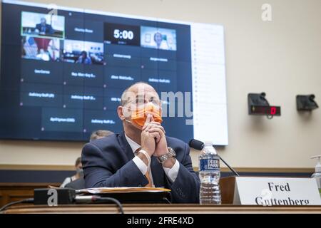 Fred Guttenberg, Author and Gun Safety Advocate, appare dinanzi a un Comitato della Camera sulla sottocommissione giudiziaria sul crimine, il terrorismo e la sicurezza interna, sentendo "una crisi senza fine: Passi essenziali per ridurre la violenza delle armi da fuoco e le sparatorie di massa" nell'edificio dell'ufficio della Rayburn House a Washington, DC, USA, giovedì 20 maggio, 2021. Foto di Rod Lamkey/CNP/ABACAPRESS.COM Foto Stock