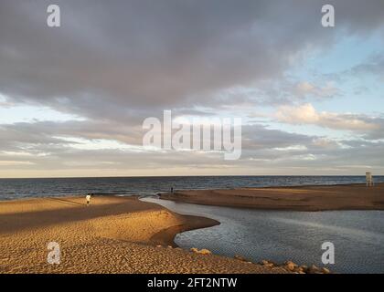 Foce del fiume Fuengirola, provincia di Malaga, Andalusia, Spagna. Foto Stock