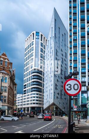 City Road London in direzione Silicon Roundabout e East London Tech City. Foto Stock