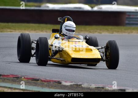 George Ditchfield, Elden Mk8, Historic Formula Ford, Historic Sports Car Club, HSCC, Jim Russell Trophy Meeting, aprile 2021, Snetterton, Norfolk, Grea Foto Stock