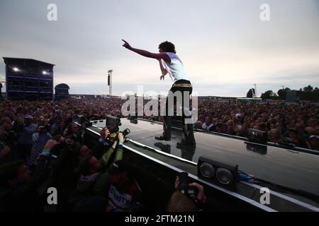 Håkan Hellström durante un concerto al festival di Bråvalla, Norrköping, Svezia. Foto Stock