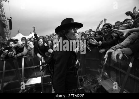 Håkan Hellström durante un concerto al festival di Bråvalla, Norrköping, Svezia. Foto Stock