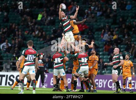 La Leicester Tigers' Hanro Liebenberg vince una line-out durante la partita finale della European Rugby Challenge Cup allo stadio Twickenham di Londra. Data immagine: Venerdì 21 maggio 2021. Foto Stock