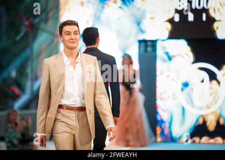 RUSSELL George (gbr), Williams Racing F1 FW43B, sfilata di moda ambra durante il Campionato del mondo di Formula uno 2021, Gran Premio di Monaco dal 20 al 23 maggio a Monaco - Foto Antonin Vincent / DPPI / LiveMedia Foto Stock