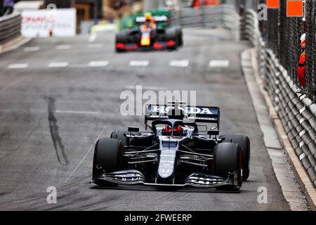 Monte Carlo, Monaco. 22 maggio 2021. Yuki Tsunoda (JPN) AlphaTauri AT02. Gran Premio di Monaco, sabato 22 maggio 2021. Monte Carlo, Monaco. Credit: James Moy/Alamy Live News Foto Stock