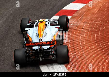 Monte Carlo, Monaco. 22 maggio 2021. Lando Norris (GBR) McLaren MCL35M. Gran Premio di Monaco, sabato 22 maggio 2021. Monte Carlo, Monaco. Credit: James Moy/Alamy Live News Foto Stock