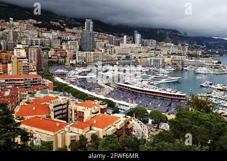 Monte Carlo, Monaco. 22 maggio 2021. Yuki Tsunoda (JPN) AlphaTauri AT02. Gran Premio di Monaco, sabato 22 maggio 2021. Monte Carlo, Monaco. Credit: James Moy/Alamy Live News Foto Stock