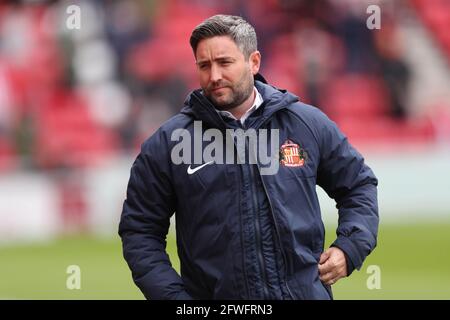 SUNDERLAND, REGNO UNITO. 22 MAGGIO Lee Johnson, manager della Sunderland, durante la partita Sky Bet League 1 tra Sunderland e Lincoln City allo Stadium of Light di Sunderland sabato 22 maggio 2021. (Credit: Mark Fletcher | MI News) Credit: MI News & Sport /Alamy Live News Foto Stock