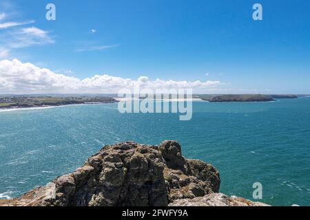 Vista da Penire Point a Daymer Bay, Cornovaglia, Inghilterra. Foto Stock