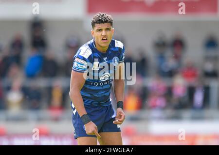 Kai Pearce-Paul (27) di Wigan Warriors in azione durante il gioco Foto Stock