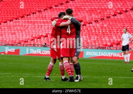 Londra, Regno Unito. 22 maggio 2021 - Londra, Regno Unito: Hereford FC prendere AFC Hornchurch nella finale del Trofeo fa. Credit: Thomas Jackson Credit: Thomas Jackson/Alamy Live News Foto Stock