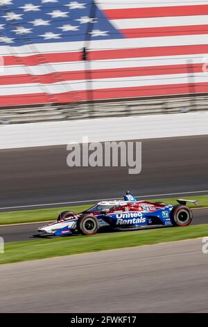 Indianapolis, Indiana, Stati Uniti. 21 Maggio 2021. GRAHAM RAHAL (15) degli Stati Uniti pratica per la 105 a corsa dell'Indianapolis 500 al circuito automobilistico di Indianapolis in Indianapolis, Indiana. Credit: Brian Spurlock Grindstone Media/ASP/ZUMA Wire/Alamy Live News Foto Stock