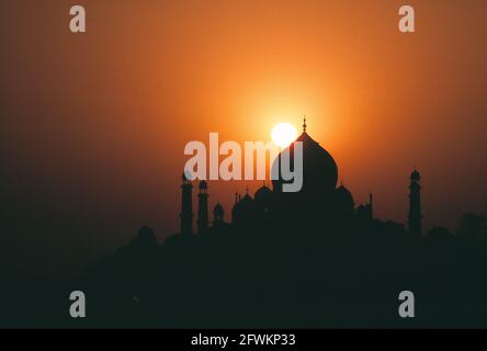 India. Agra. Taj Mahal al tramonto. Foto Stock