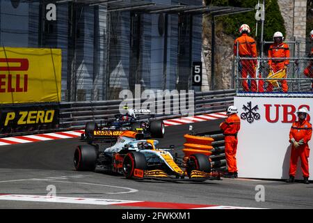 Monaco, Monaco. 23 maggio 2021. 04 NORRIS Lando (gbr), McLaren MCL35M, 10 GASLY Pierre (fra), Scuderia AlphaTauri Honda AT02, azione durante il Campionato del mondo di Formula uno 2021, Gran Premio di Monaco dal 20 al 23 maggio a Monaco - Foto Florent Gooden / DPPI Foto Stock