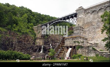 New Croton Dam, costruita nel 1892-1906, parte del sistema di approvvigionamento idrico di New York City, Croton-on-Hudson, NY, USA Foto Stock