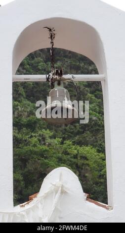 Particolare del campanile della cappella Ermita de la Inmaculada Concepcion, Chamorga Tenerife, Isole Canarie Foto Stock