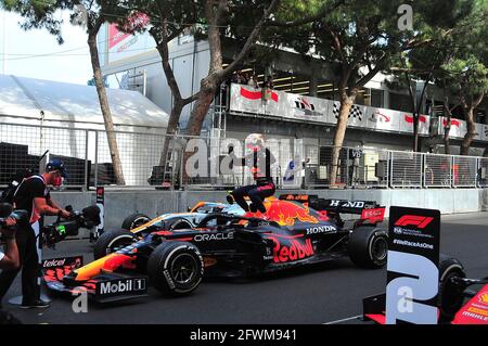 Monte Carlo, Monaco. 23 maggio 2021. 23 maggio 2021, circuito di Monaco, Monte Carlo, FORMULA 1 GRAN PREMIO DI MONACO 2021, 20 maggio - 23 maggio 2021, nella foto vincitore Max Verstappen (NEL 33), Red Bull Racing Honda Credit: dpa/Alamy Live News Foto Stock