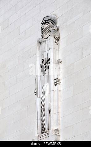 Edificio in stile Art Deco della stazione di ventilazione e controllo Georges Dock A Liverpool Foto Stock