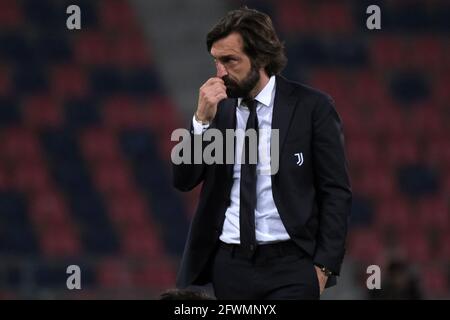 Bologna, Italia. 23 maggio 2021. Andrea Pirlo allenatore della Juventus FC reagisce durante la Serie A una partita di calcio tra il Bologna FC e la Juventus FC allo stadio Renato Dall'Ara di Bologna (Italia), 19 maggio 2021. Photo Federico Tardito/Insifefoto Credit: Insifefoto srl/Alamy Live News Foto Stock
