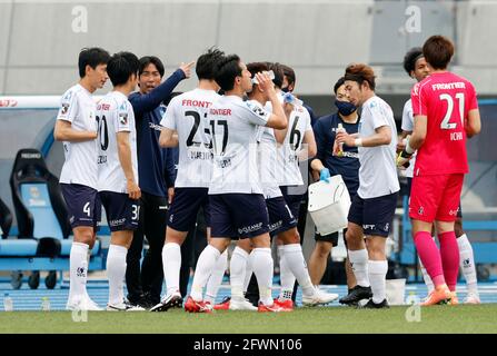 Stadio Kawasaki Todoroki, Kanagawa, Giappone. 22 maggio 2021. Tomonobu Hayakawa, FC/Yokohama FC team group (Yokohama FC), 22 maggio 2021 - Calcio : 2021 J1 League match between Kawasaki Frontale 3-1 Yokohama FC at Kawasaki Todoroki Stadium, Kanagawa, Giappone. Credit: AFLO/Alamy Live News Foto Stock