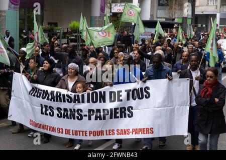 Parigi, Francia. Dimostrazione pubblica a sostegno dei rifugiati senza documenti Foto Stock