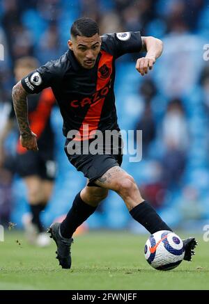 Manchester, Inghilterra, 23 maggio 2021. Allan of Everton durante la partita della Premier League all'Etihad Stadium di Manchester. Il credito immagine dovrebbe essere: Darren Staples / Sportimage Credit: Sportimage/Alamy Live News Foto Stock